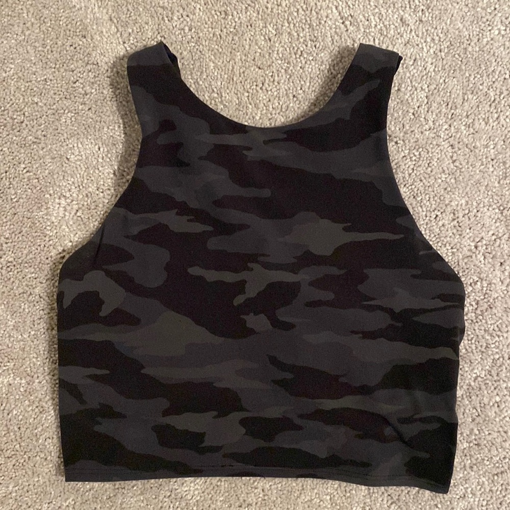 Athleta Conscious Crop top Camo